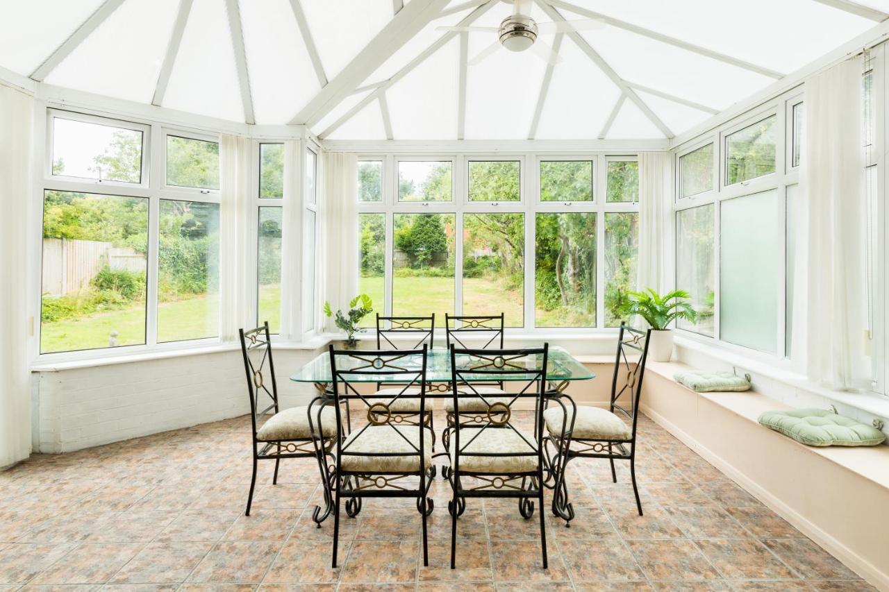 Beautiful 6 Bedroom House For 17 Guests Next To Edgbaston Stadium Birmingham Exterior foto